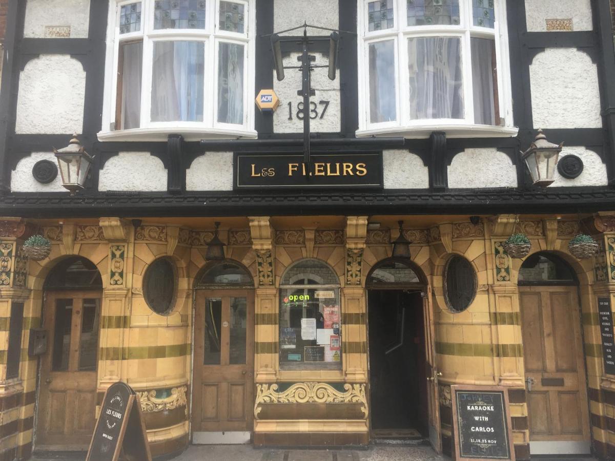 Les Fleurs Accommodation Dover Kültér fotó